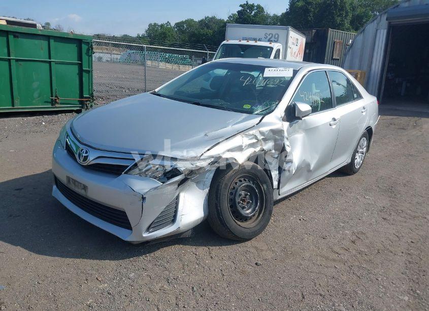 Photo 2 of 2012 Toyota Camry LE (VIN 4T4BF1FK7CR214004)