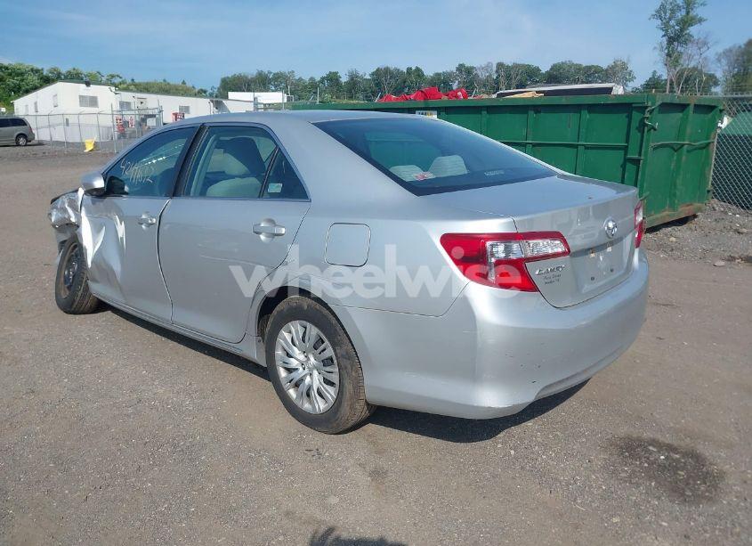 Photo 3 of 2012 Toyota Camry LE (VIN 4T4BF1FK7CR214004)