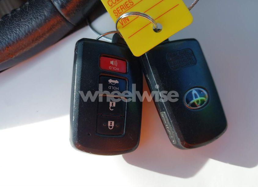 Photo 11 of 2012 Toyota Camry XLE (VIN 4T4BF1FK7CR216593)