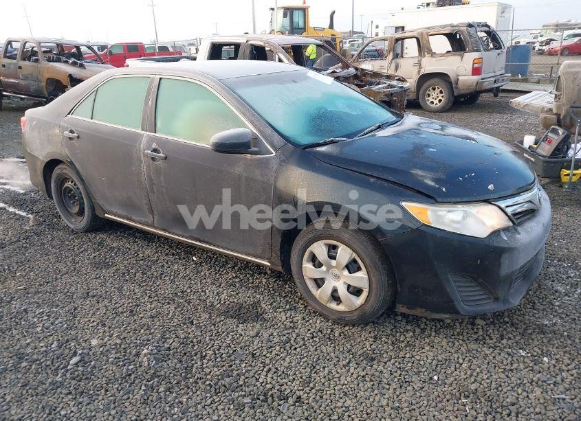 2012 Toyota Camry LE (VIN 4T4BF1FK7CR217050) main photo
