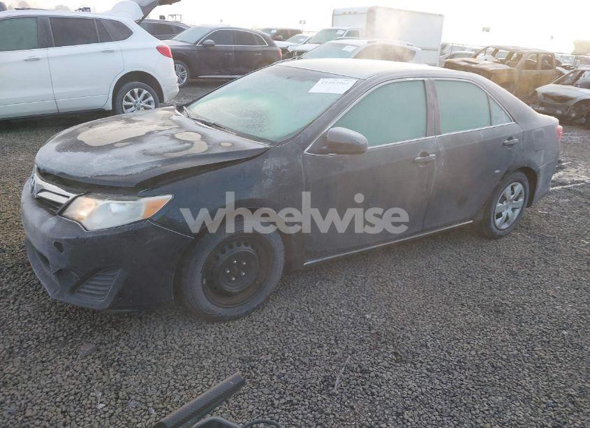 Photo 2 of 2012 Toyota Camry LE (VIN 4T4BF1FK7CR217050)