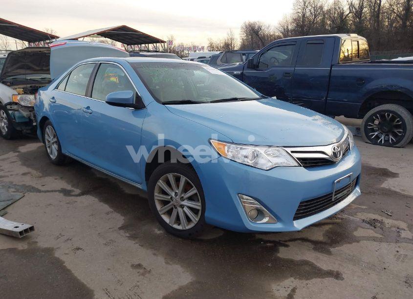 2012 Toyota Camry XLE (VIN 4T4BF1FK7CR252851) main photo