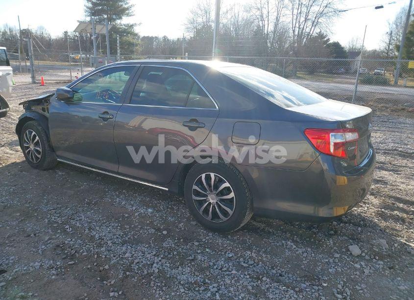 Photo 3 of 2013 Toyota Camry LE (VIN 4T4BF1FK7DR279226)