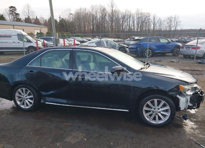 Photo 14 of 2013 Toyota Camry XLE (VIN 4T4BF1FK7DR279792)