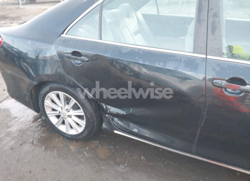 Photo 18 of 2013 Toyota Camry XLE (VIN 4T4BF1FK7DR279792)