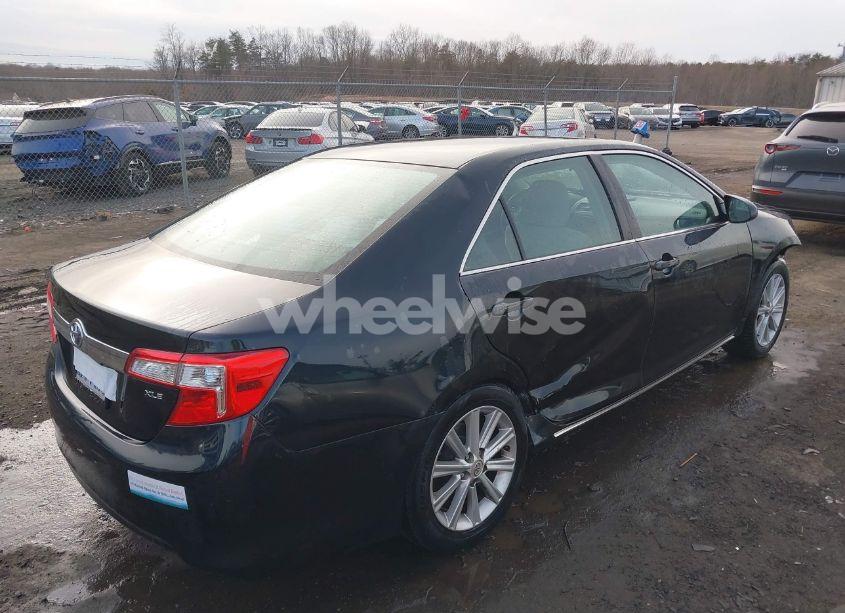 Photo 4 of 2013 Toyota Camry XLE (VIN 4T4BF1FK7DR279792)