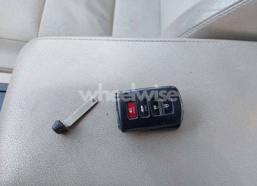 Photo 11 of 2013 Toyota Camry XLE (VIN 4T4BF1FK7DR284863)