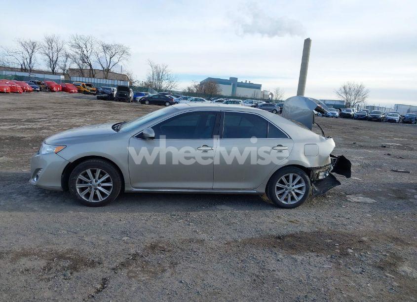 Photo 14 of 2013 Toyota Camry XLE (VIN 4T4BF1FK7DR284863)