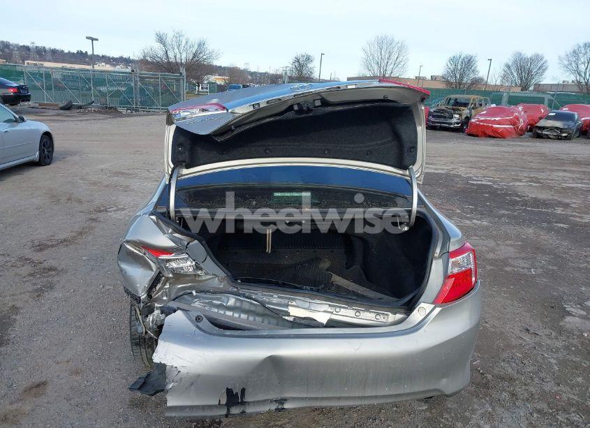 Photo 6 of 2013 Toyota Camry XLE (VIN 4T4BF1FK7DR284863)
