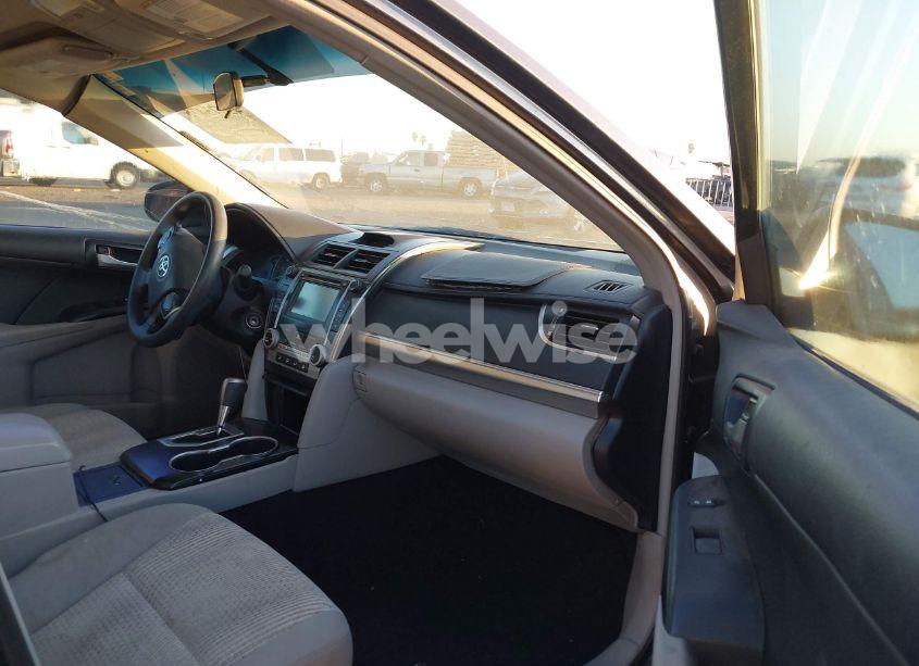 Photo 5 of 2013 Toyota Camry LE (VIN 4T4BF1FK7DR299928)