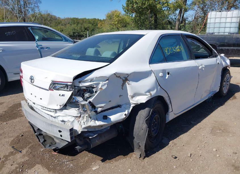 Photo 4 of 2013 Toyota Camry LE (VIN 4T4BF1FK7DR300169)