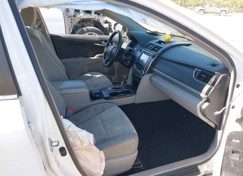 Photo 5 of 2013 Toyota Camry LE (VIN 4T4BF1FK7DR300169)