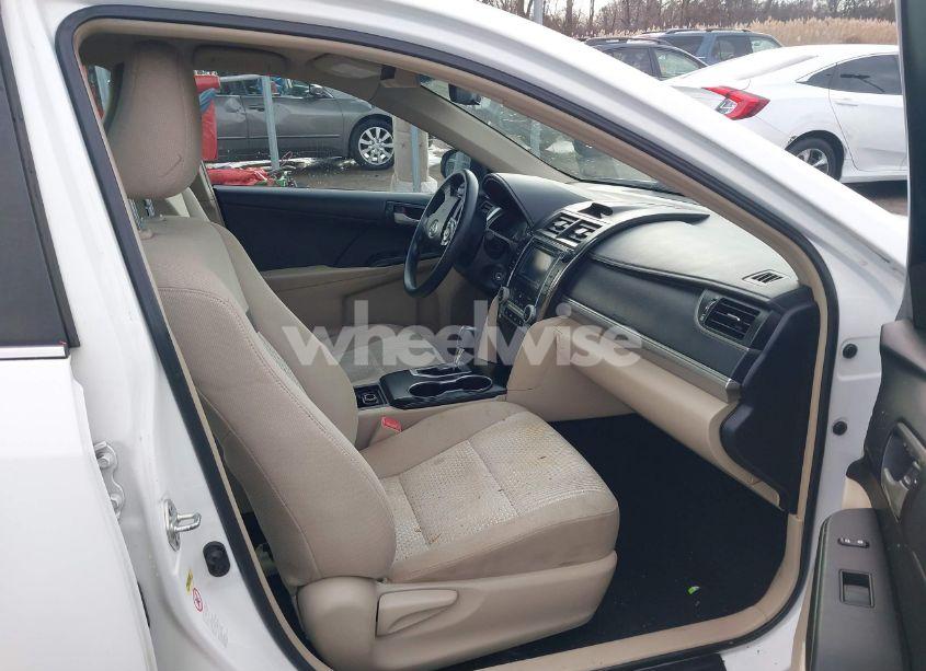 Photo 5 of 2013 Toyota Camry LE (VIN 4T4BF1FK7DR316677)