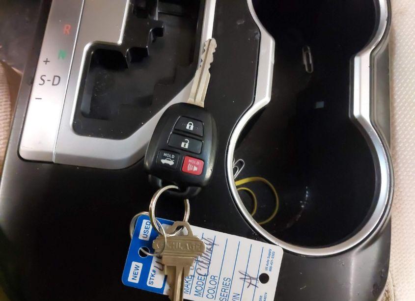 Photo 11 of 2013 Toyota Camry LE (VIN 4T4BF1FK7DR329297)