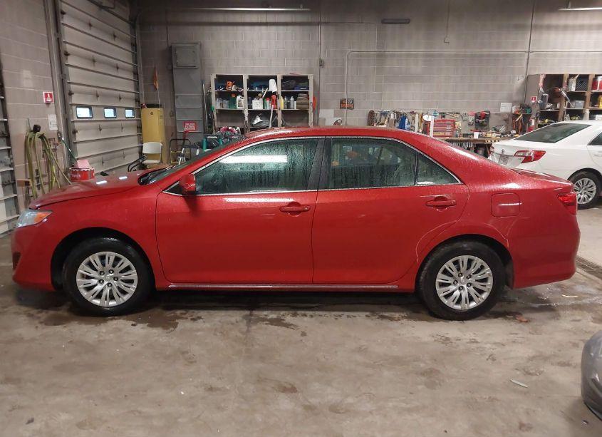 Photo 14 of 2013 Toyota Camry LE (VIN 4T4BF1FK7DR329297)