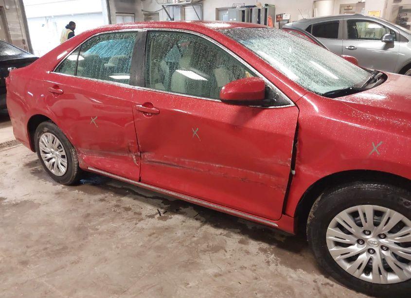 Photo 6 of 2013 Toyota Camry LE (VIN 4T4BF1FK7DR329297)