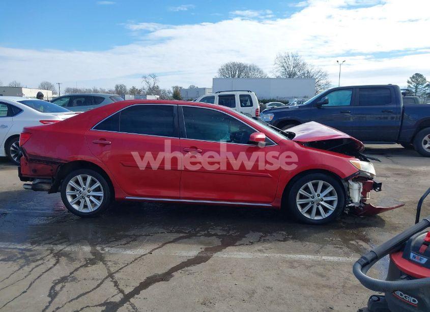 Photo 13 of 2013 Toyota Camry XLE (VIN 4T4BF1FK7DR335519)