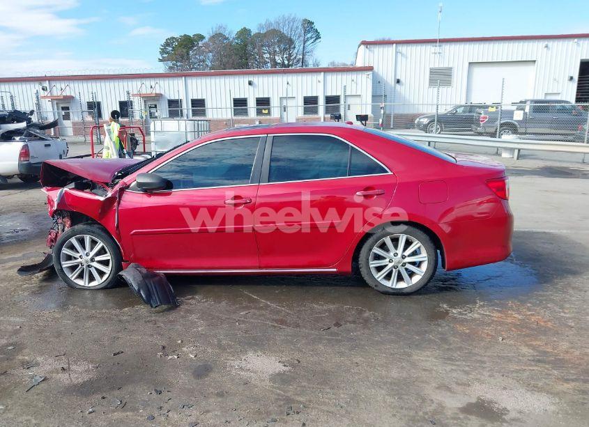 Photo 14 of 2013 Toyota Camry XLE (VIN 4T4BF1FK7DR335519)