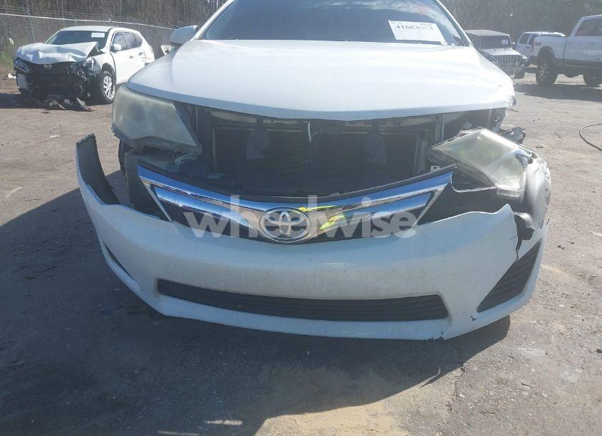 Photo 6 of 2014 Toyota Camry LE (VIN 4T4BF1FK7ER352340)