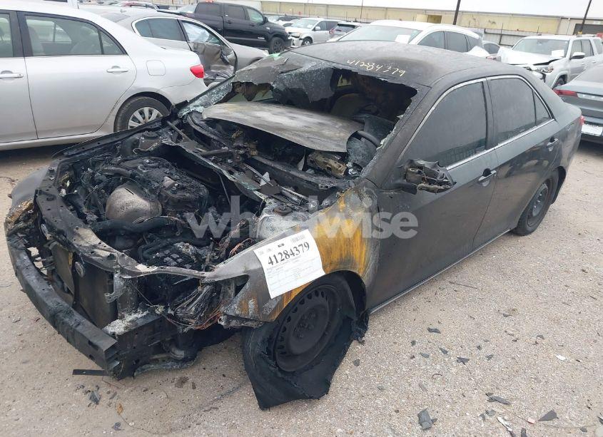 Photo 2 of 2014 Toyota Camry LE (VIN 4T4BF1FK7ER358185)