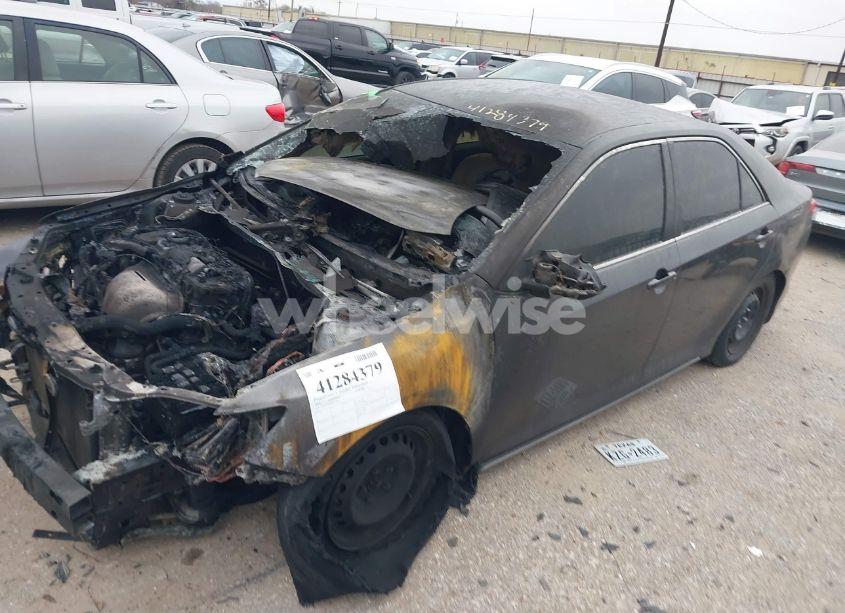 Photo 4 of 2014 Toyota Camry LE (VIN 4T4BF1FK7ER358185)