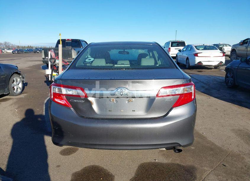 Photo 17 of 2014 Toyota Camry XLE (VIN 4T4BF1FK7ER358316)