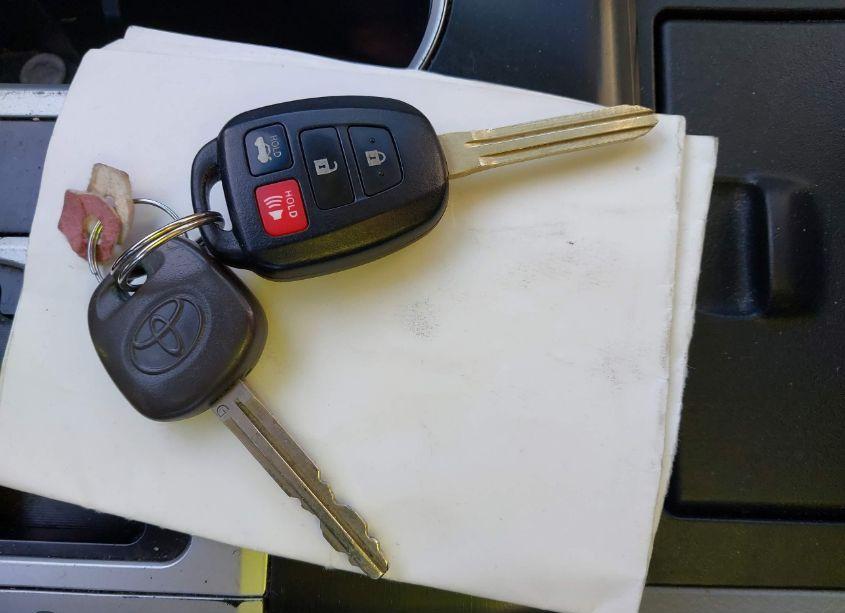 Photo 11 of 2014 Toyota Camry LE (VIN 4T4BF1FK7ER359059)