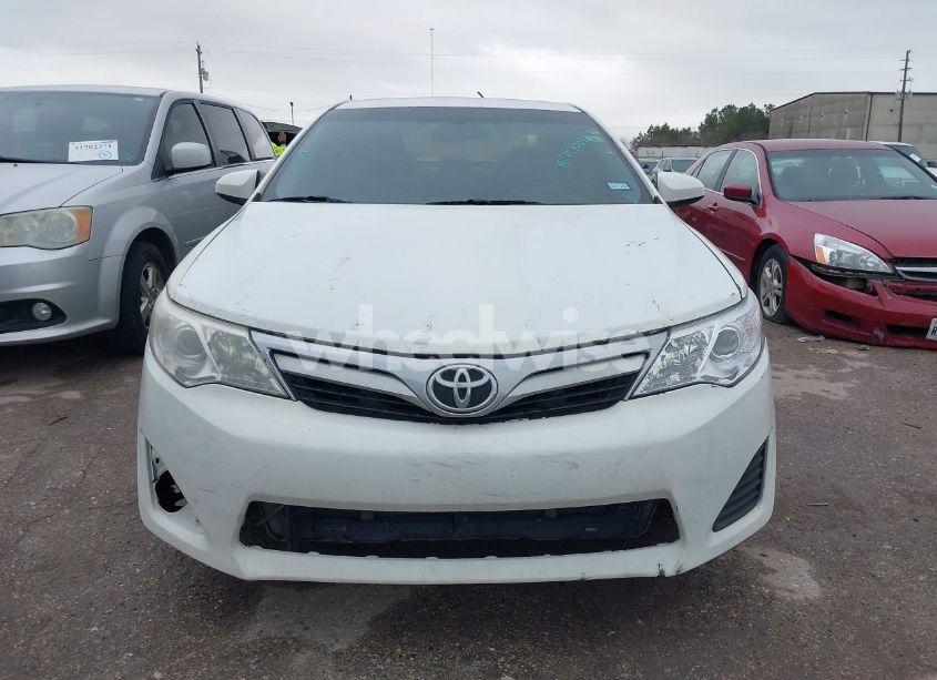 Photo 12 of 2014 Toyota Camry LE (VIN 4T4BF1FK7ER363113)