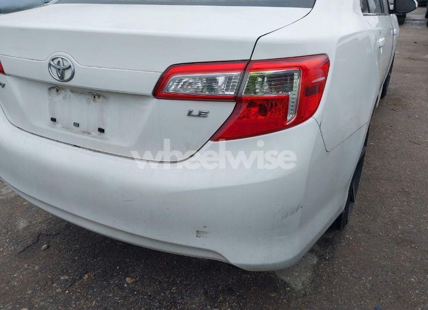 Photo 17 of 2014 Toyota Camry LE (VIN 4T4BF1FK7ER363113)