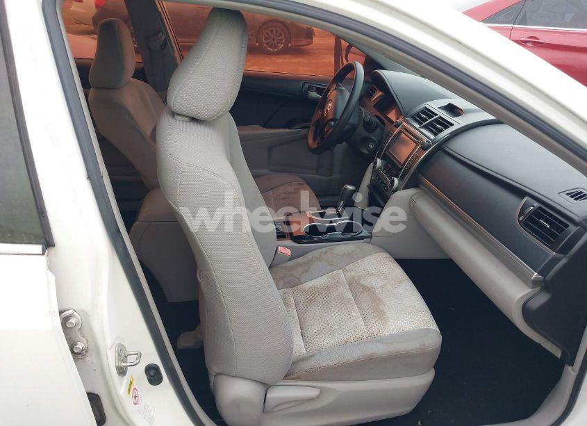 Photo 5 of 2014 Toyota Camry LE (VIN 4T4BF1FK7ER363113)