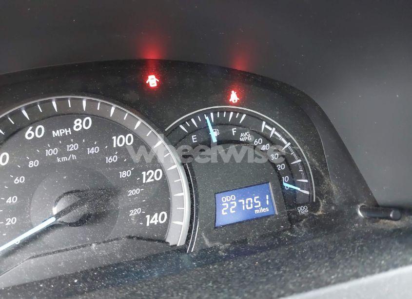 Photo 15 of 2014 Toyota Camry LE (VIN 4T4BF1FK7ER363824)