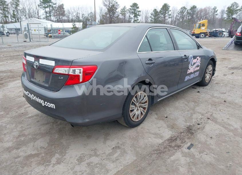 Photo 4 of 2014 Toyota Camry LE (VIN 4T4BF1FK7ER363824)