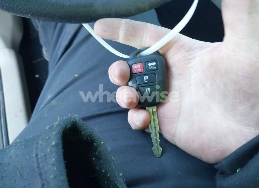 Photo 11 of 2014 Toyota Camry LE (VIN 4T4BF1FK7ER374757)