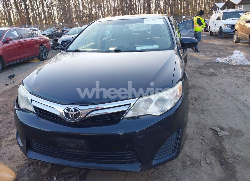 Photo 12 of 2014 Toyota Camry LE (VIN 4T4BF1FK7ER374757)