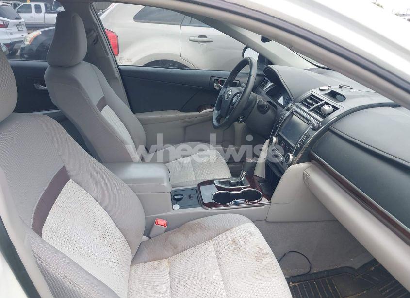 Photo 5 of 2014 Toyota Camry XLE (VIN 4T4BF1FK7ER434696)