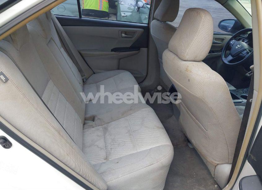 Photo 8 of 2015 Toyota Camry LE (VIN 4T4BF1FK7FR444940)