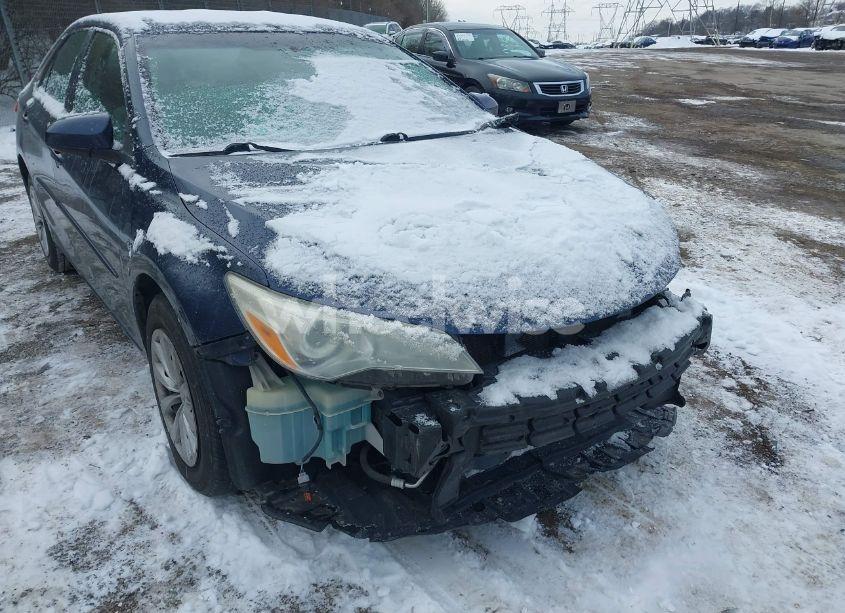 Photo 6 of 2015 Toyota Camry LE (VIN 4T4BF1FK7FR451905)