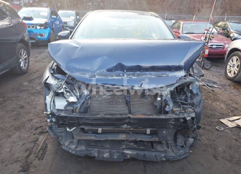 Photo 6 of 2015 Toyota Camry LE (VIN 4T4BF1FK7FR456537)