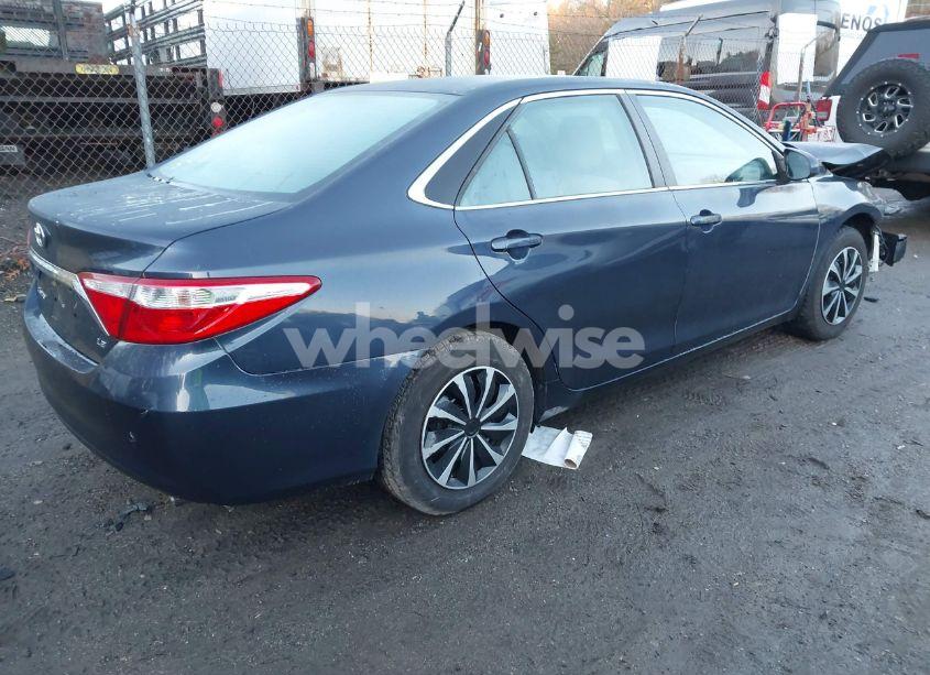 Photo 4 of 2015 Toyota Camry LE (VIN 4T4BF1FK7FR469837)