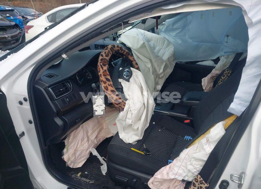 Photo 5 of 2015 Toyota Camry LE (VIN 4T4BF1FK7FR487996)