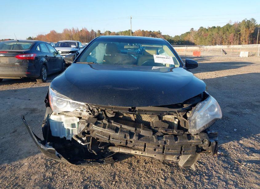 Photo 12 of 2015 Toyota Camry LE (VIN 4T4BF1FK7FR500228)