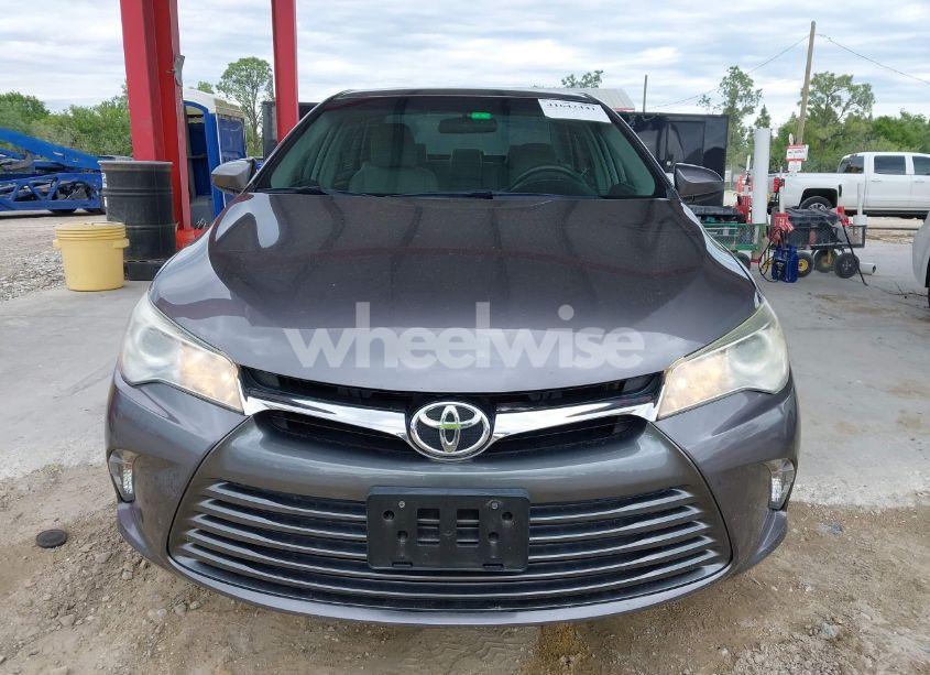 Photo 13 of 2015 Toyota Camry LE (VIN 4T4BF1FK7FR511701)