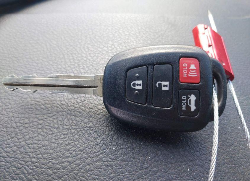 Photo 11 of 2016 Toyota Camry LE (VIN 4T4BF1FK7GR525194)