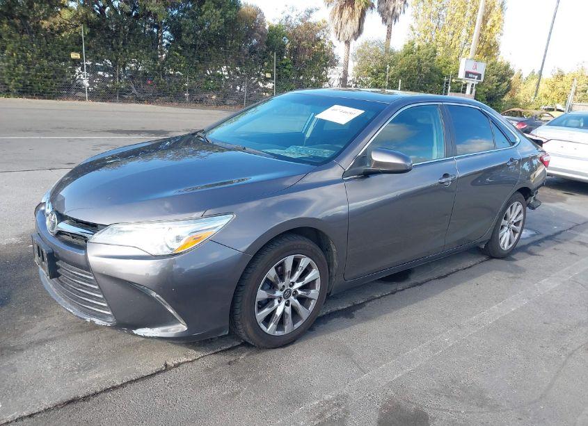 Photo 2 of 2016 Toyota Camry LE (VIN 4T4BF1FK7GR525194)