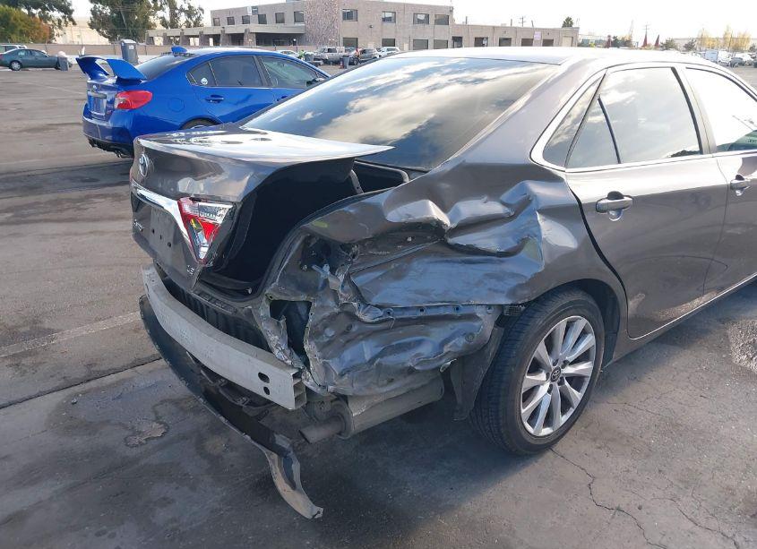 Photo 6 of 2016 Toyota Camry LE (VIN 4T4BF1FK7GR525194)