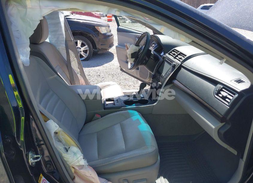 Photo 5 of 2016 Toyota Camry XLE (VIN 4T4BF1FK7GR533375)