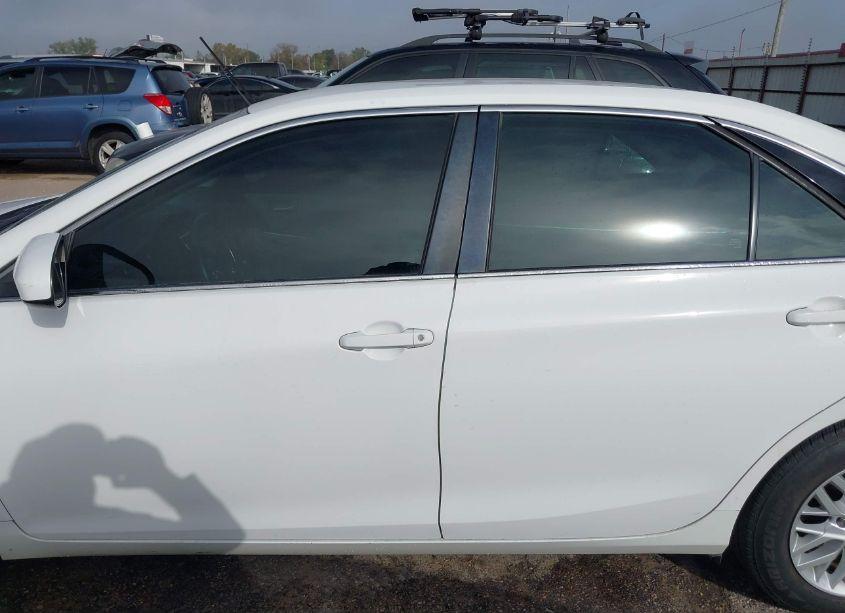 Photo 14 of 2016 Toyota Camry LE (VIN 4T4BF1FK7GR539273)