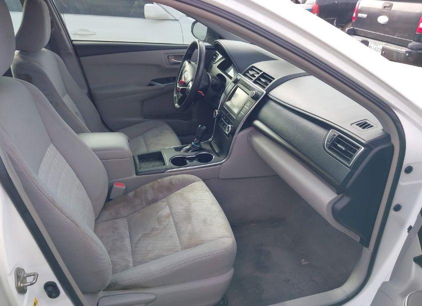 Photo 5 of 2016 Toyota Camry LE (VIN 4T4BF1FK7GR539273)