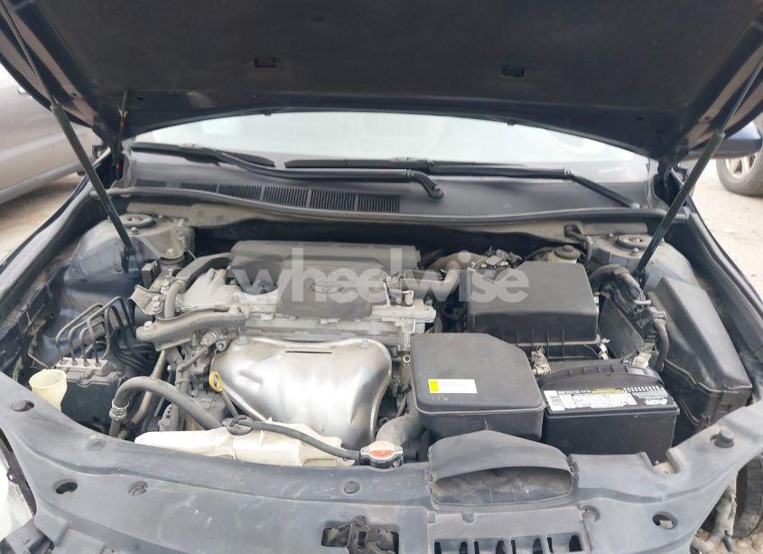 Photo 10 of 2016 Toyota Camry LE (VIN 4T4BF1FK7GR549155)