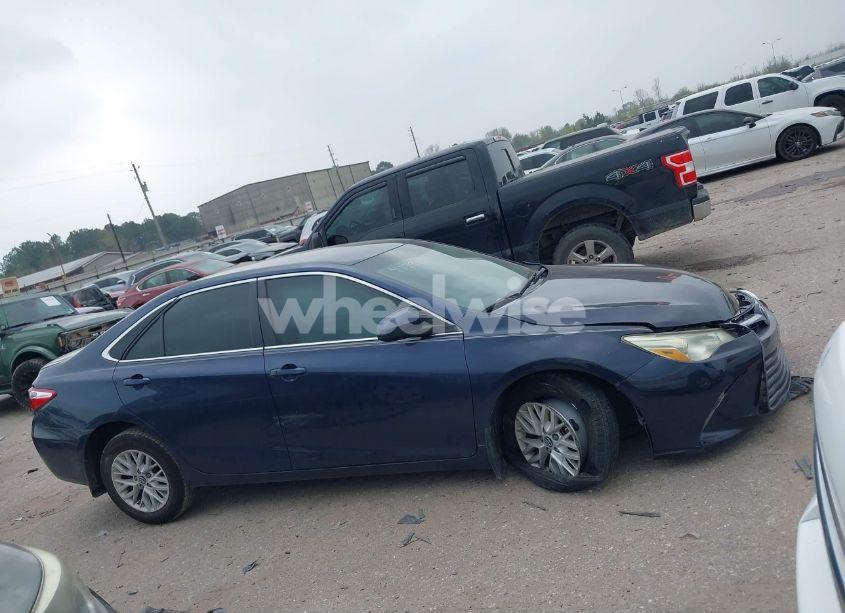 Photo 13 of 2016 Toyota Camry LE (VIN 4T4BF1FK7GR549155)